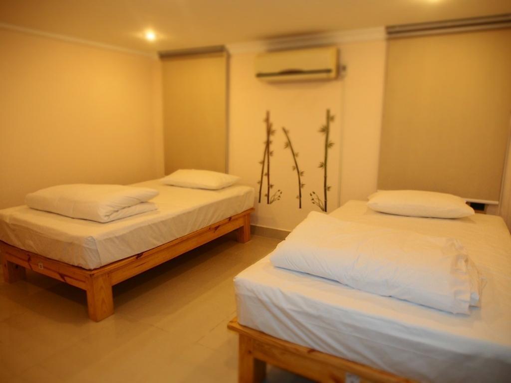Top Hostel Phnom-Penh Kamer foto