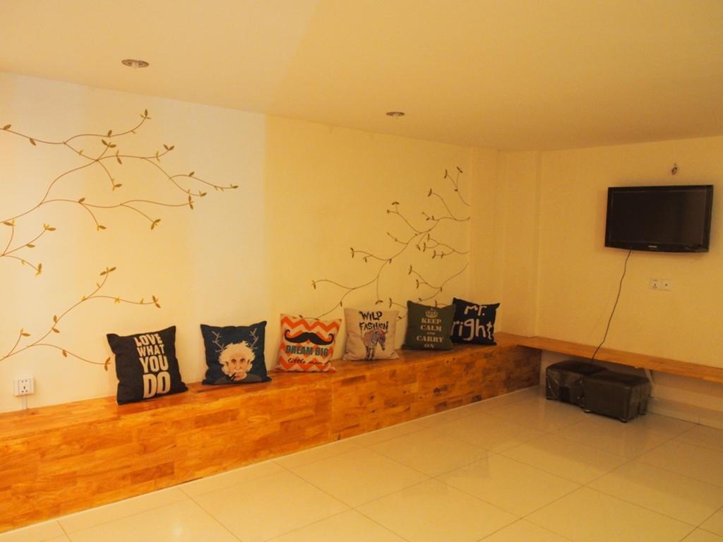 Top Hostel Phnom-Penh Buitenkant foto