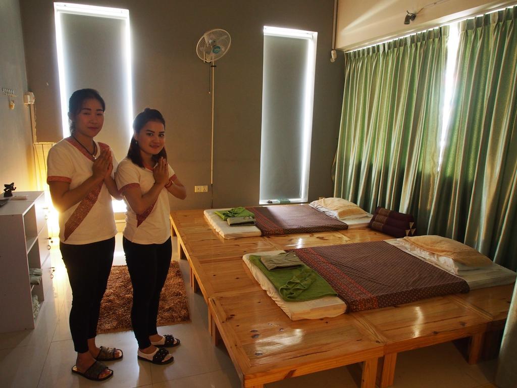 Top Hostel Phnom-Penh Buitenkant foto